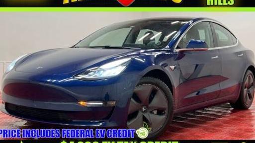 TESLA MODEL 3 2019 5YJ3E1EA3KF326255 image